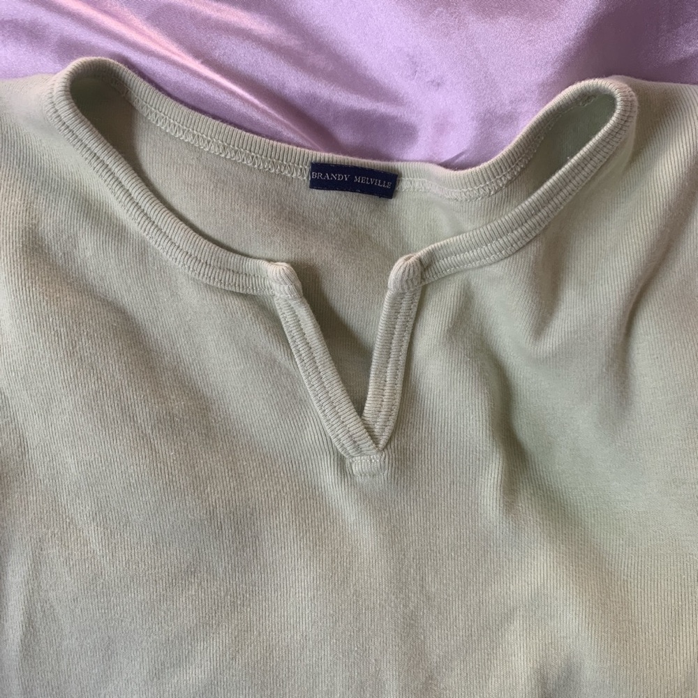Lime green brandy melville crop top 💚